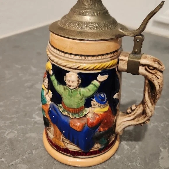 Vintage Ceramic Beer Stein with Lid - Picture 3 of 4